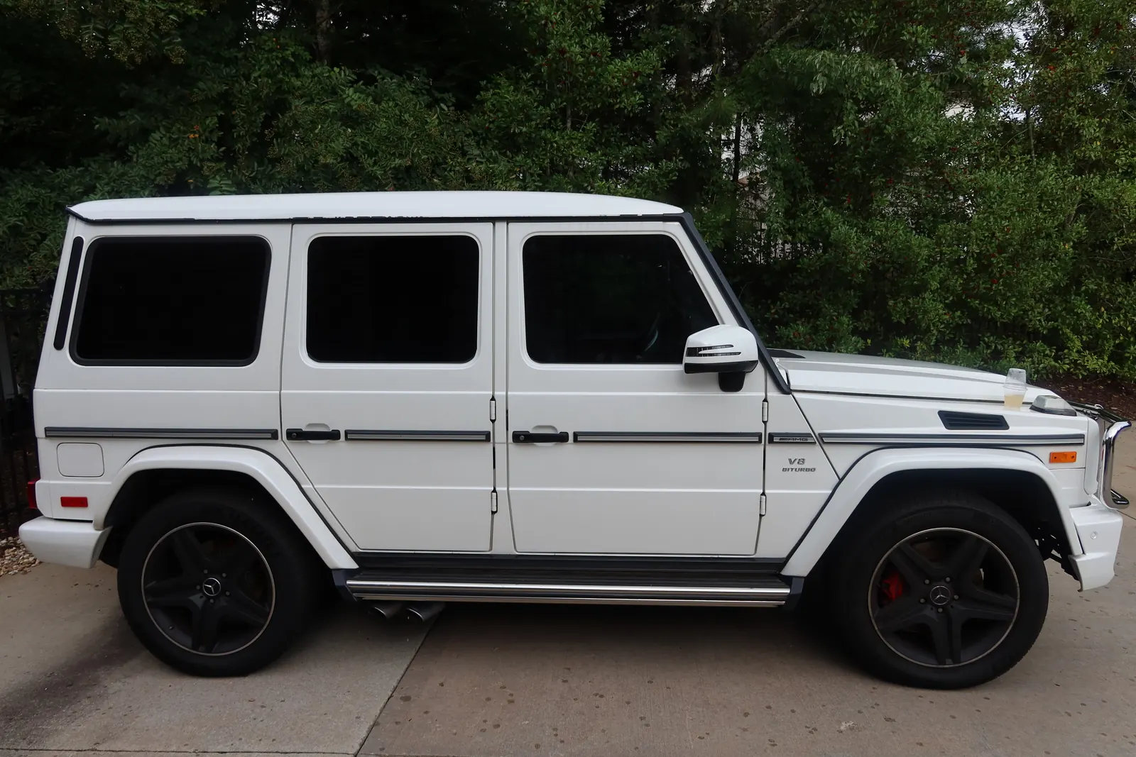 White Mercedes-AMG G63 side profile
